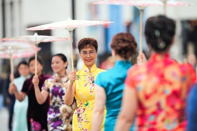 中国丝瓷艺术生活展(英国站)在伦敦隆重开幕