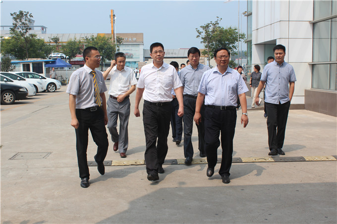 王正喜,钱一平赴宿迁天泓汽车4s店调研