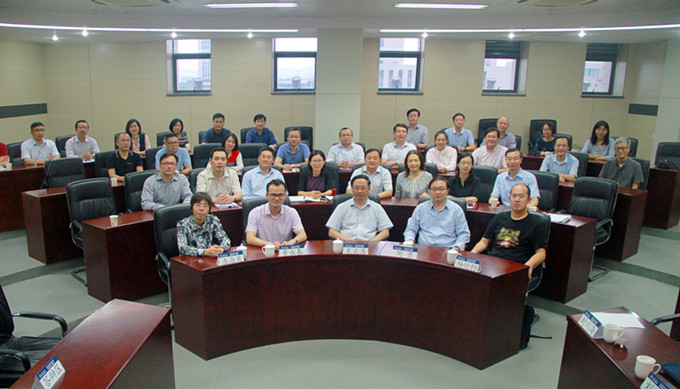 苏豪控股集团干部学院首期高管班举行微课题答辩会