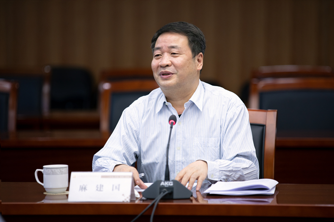 省政协副主席麻建国调研苏豪控股集团