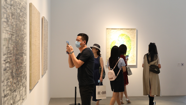 苏豪控股集团旗下江苏省现代艺术馆盛大开幕暨展览