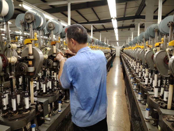 1725423692989909.jpg 07苏豪股份_副本.jpg